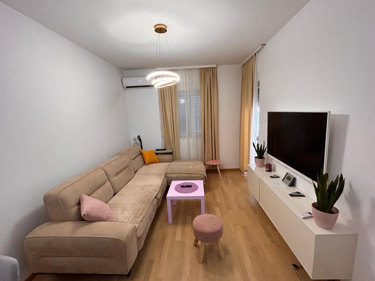 포드고리차 Flat Mara, Pet Friendly 아파트 외부 사진